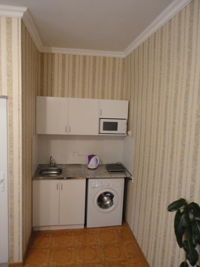 Like Home Guesthouse & Tours 예레반 외부 사진